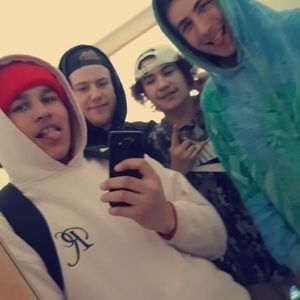 Meet your Posher, Adam